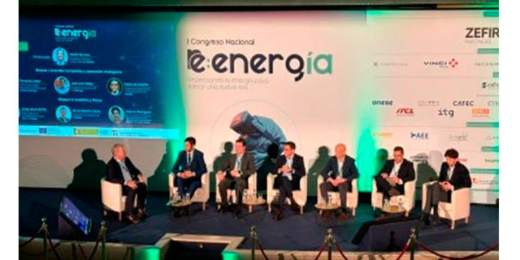 Pemex produce más combustibles, pero va por debajo de su meta