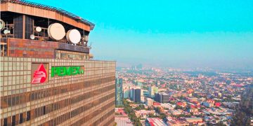 Pago del servicio de la deuda de Pemex aumentó 23.8% entre enero y octubre