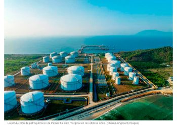 La producción petroquímica de Pemex agoniza mientras la industria busca alternativas de suministro