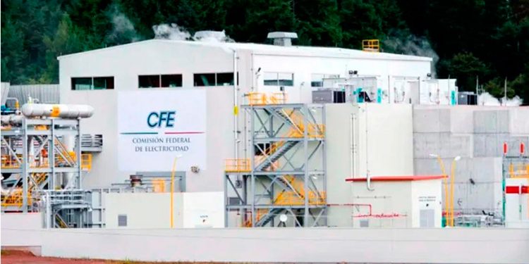 Central geotermoeléctrica Los Azufres opera con apego a reglas medioambientales: CFE