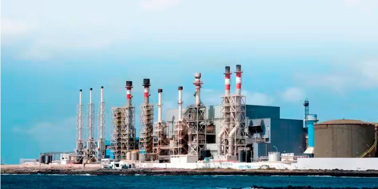 Japón inauguró una impresionante planta de “electricidad infinita”: solo utiliza agua dulce y salada