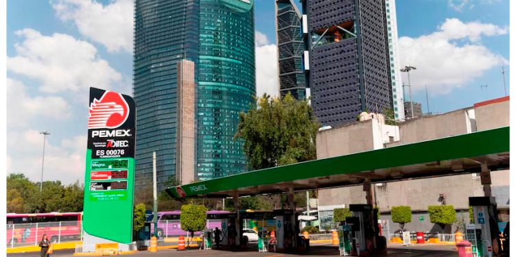 Pemex pagará casi 30 mmdp de deudas con proveedores y contratistas; tardará hasta 8 años