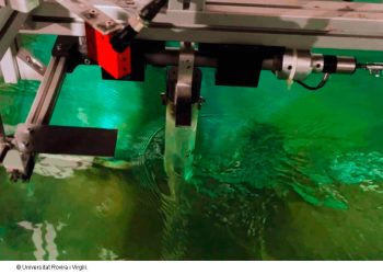 Un péndulo bajo el agua para producir energía limpia «infinita». La idea de un ingeniero que convierte las vibraciones del mar en electricidad