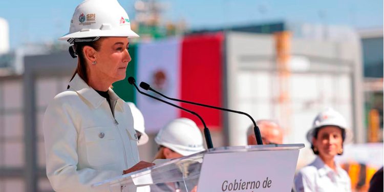 Pemex suma 1.1 millones de barriles diarios en refinación, asegura Claudia Sheinbaum