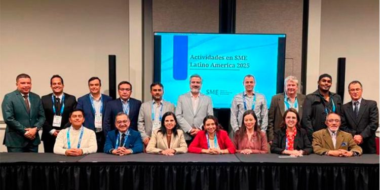 Avanza minería de México: Carlos Dávila ante SME en Salt Lake City