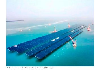China instala 2.934 paneles solares en mar abierto y soluciona un gran problema de la energía renovable (y crea otros nuevos)