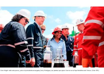 Chevron puede elevar producción de petróleo en Venezuela a 300 mil barriles diarios, según EU