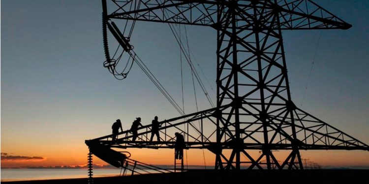 Sener y CFE van por 7,500 mw en generación eléctrica