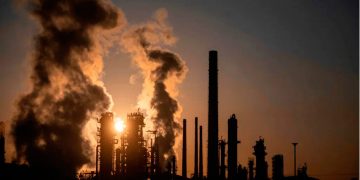 Conflicto en Medio Oriente traerá “tormenta perfecta” al sector energético mexicano