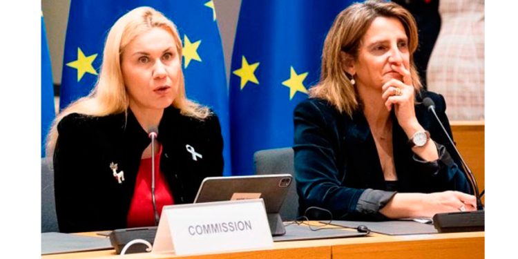 La excomisaria de energía Kadri Simson ve un serio problema desconectar en breve 98 reactores nucleares