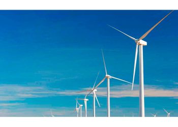 Dinamarca desafía las reglas con la primera turbina eólica del mundo hecha con acero verde y palas reciclables