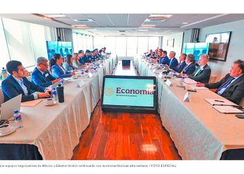 Economía y la USTR abordan aranceles al acero y autos