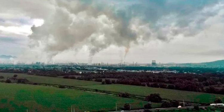 Pemex, el ‘gigante petrolero’ que no brilla en la producción de gas