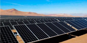 Expertos dicen que México abre oportunidad energética, pero redes y gas limitan inversión