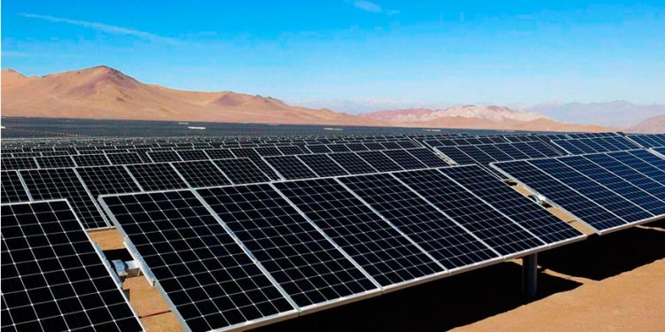Expertos dicen que México abre oportunidad energética, pero redes y gas limitan inversión