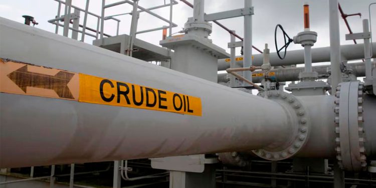 El colchón menguante de las reservas de petróleo amenaza un mercado energético al límite