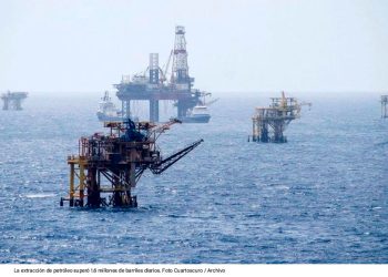 Repuntó en abril la producción de Pemex; aumento fue de 1.5% anual