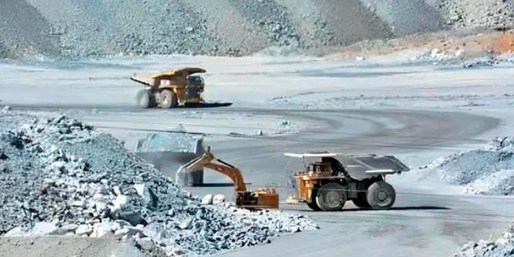 Minería mexicana registra en marzo su segundo descenso mensual consecutivo