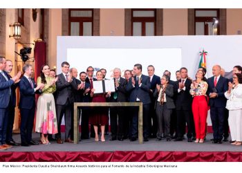 Plan México: Presidenta Claudia Sheinbaum firma Acuerdo histórico para el Fomento de la Industria Siderúrgica Mexicana