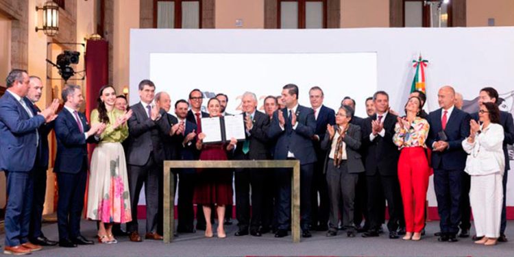 Plan México: Presidenta Claudia Sheinbaum firma Acuerdo histórico para el Fomento de la Industria Siderúrgica Mexicana