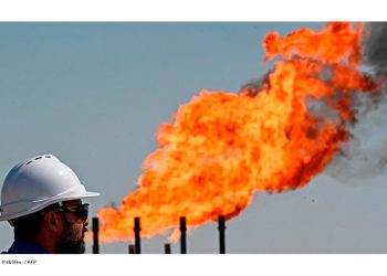 Petróleo cae casi 3% tras comentarios de Trump sobre Irán; mercado apuntan a escasez de suministro