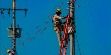 Expanden sistema eléctrico con centrales renovables