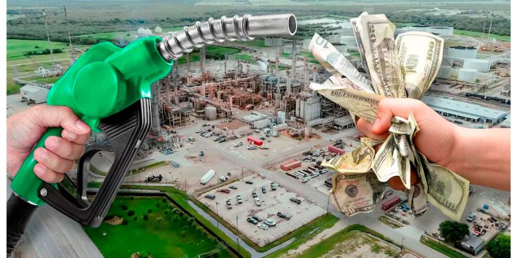 EU procesa crudo ‘a toda máquina’, pero no basta: ¿Por qué no baja el precio de la gasolina y el diésel?