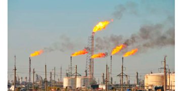 Pemex quema casi una quinta parte del gas que produce en medio de la dependencia de EU