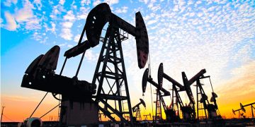 Precios ⁠del petróleo suben por cautela del mercado ante conversaciones entre Irán y Omán