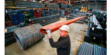 México busca evitar nuevos aranceles de EU por acusación de sobrecapacidad industrial