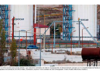 Exxon firma acuerdo para extraer petróleo y gas natural de yacimientos de shale en Azerbaiyán