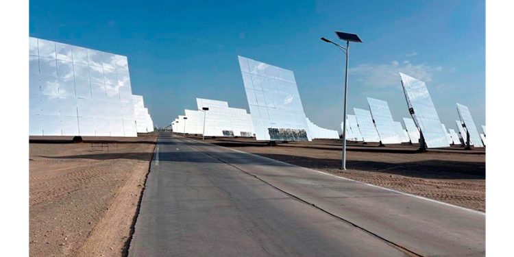 Sistema de energía solar con sales fundidas revoluciona la generación de electricidad en China