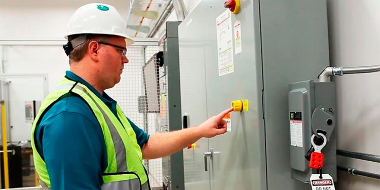 Seguridad eléctrica inteligente impulsa la protección y continuidad en industrias críticas